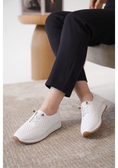 Daxtors D0155 Günlük Ortopedik Kadın Sneaker Spor Ayakkabı Beyaz