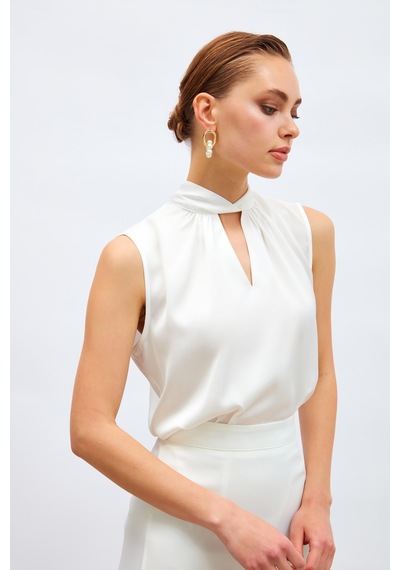 Sateen Yaka Detaylı Saten Bluz - Ekru-133184