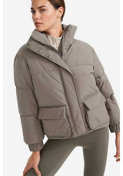 Defacto Defactofit Su İtici Oversize Fit Geniş Kalıp Dik Yaka Fermuarlı Çıtçıtlı Cepli Şişme Mont E9266ax25wnkh464 Haki-kh464 Defacto Defactofit Su İtici Oversize Fit Geniş Kalıp Dik Yaka Fermuarlı Çıtçıtlı Cepli Şişme Mont E9266ax25wnkh464 Haki-kh464