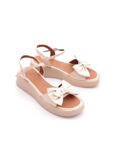 Dgn 7003 Kadin Fiyonk Detayli Sandalet Bej