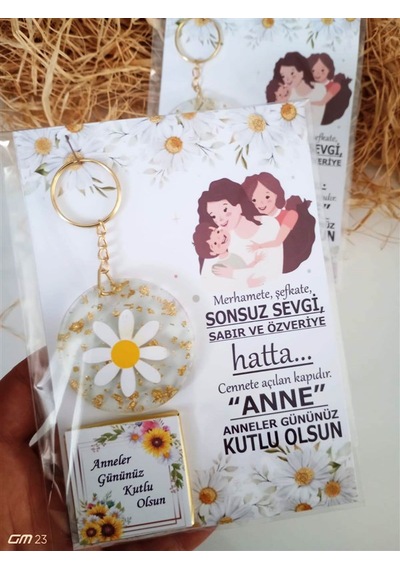 Farklı Market Anneler Günü Hediyesi Çikolata ve Anahtarlık 5'li