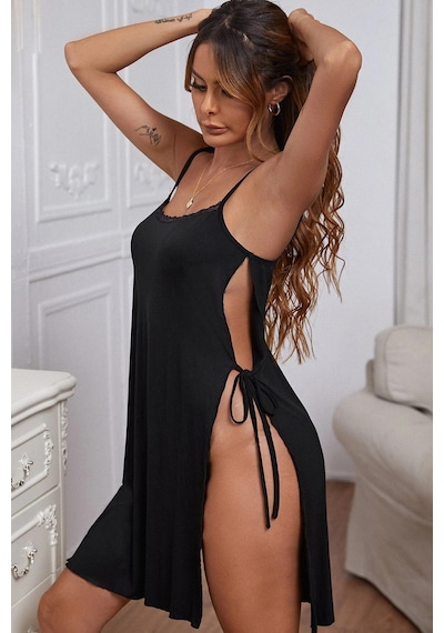 Modi Kadın Siyah Cut Out Detaylı Yırtmaçlı Sexy Gecelik Altın - Siyah