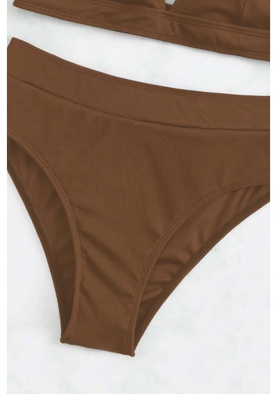 Angelsin Ayarlanabilir Askılı Üçgen Tasarım Yüksek Bel Bikini Takımı Kahverengi Angelsin Ayarlanabilir Askılı Üçgen Tasarım Yüksek Bel Bikini Takımı Kahverengi