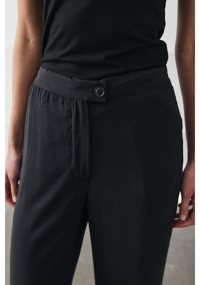 Molene Siyah Bol Paça Basic Pantolon