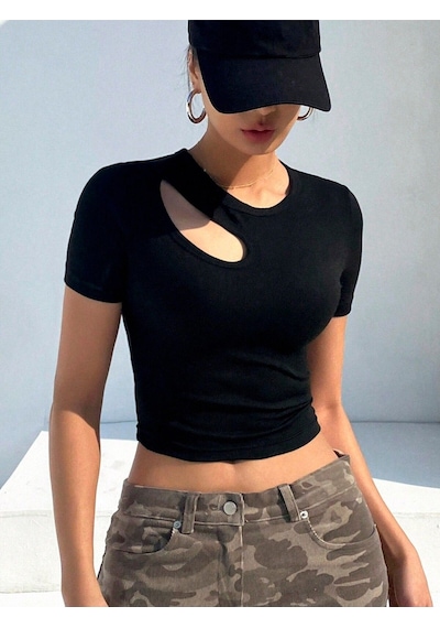 Liona Bisiklet Yaka Asimetrik Stil Siyah Renk Fitilli Kısa Kollu Slim Fit Crop Top Bluz Siyah