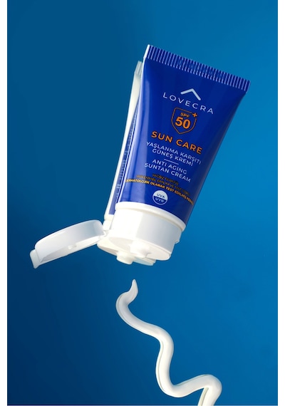 Güneş Kremi Spf 50+ Yüksek Uva/uvb Koruma Yağsız Ve Leke Karşıtı Yüz Kremi 50ml