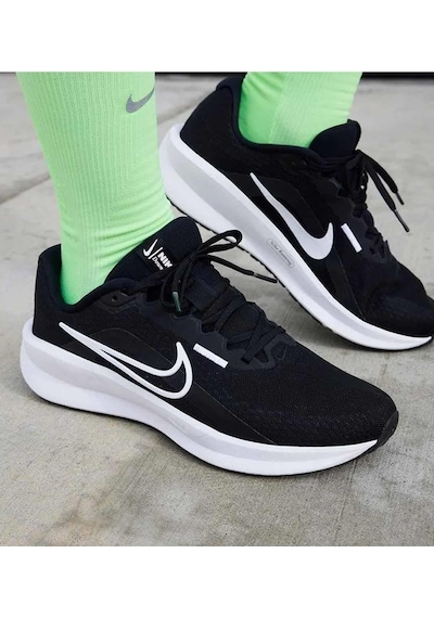 Siyah Kadın Koşu Ayakkabısı Nike W Downshifter 13 Fd6476-001 Siyah Beyaz