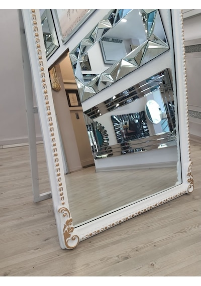 Ayna Denizi Princess White Gold Model Beyaz Altın Renk Dekoratif Ayaklı Boy Aynası Beyaz - Altın