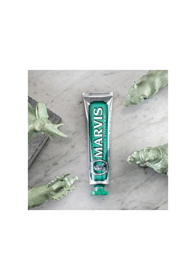 Marvis Classic Strong Mint Diş Macunu Ferahlatıcı Etki 85 Ml 3 Adet Nane Aromalı