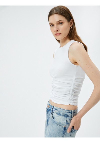 Koton Crop Fitilli Atlet Bisiklet Yaka Drapeli Pamuklu Beyaz 4sak10103ek Beyaz