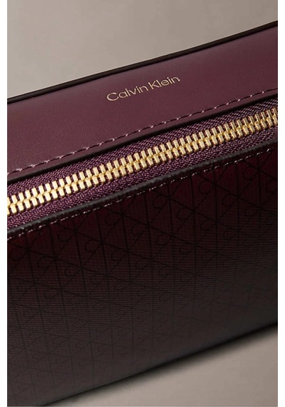 Calvin Klein Kadın Çapraz Çanta Lv04f3268g2xd Red