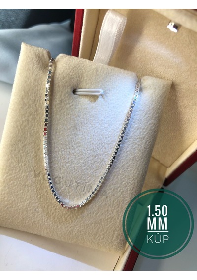 1.5 Mm Küp Zincir Gümüş Işıklı Kutuda Sevgiliye Eşe Babaya Kolye Gümüş