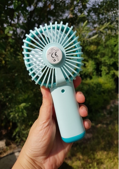 Mini Fan Usb Şarjlı Mini El Fanı Taşınabilir Vantilatör 3 Kademeli Sessiz Fan Telefon Tutuculu Mavi