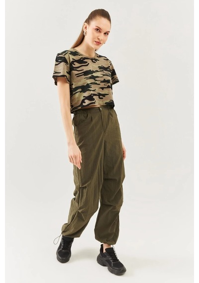 Kadın Oversize Rahat %100 Pamuklu Penye Bisiklet Yaka Kısa Kol Basic Crop T-shirt Kamuflaj