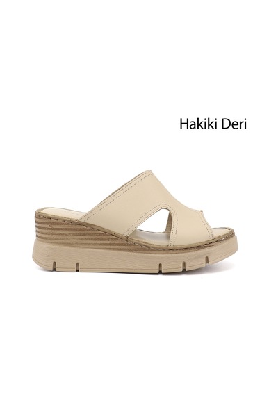 Gönderi(R) Gönderi R Kadın Bej Dolgu Topuklu Hakiki Deri Terlik Dyza72745524
