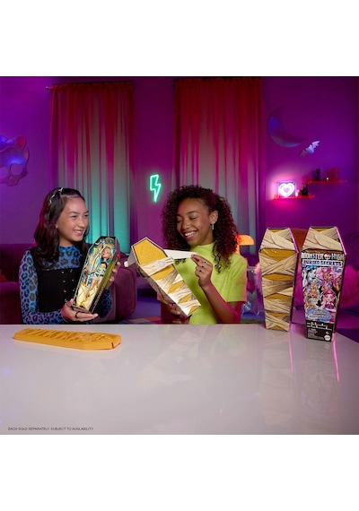 Hyv64 Monster High Gizemli Sırlar Havalı Pijama Partisi Serisi