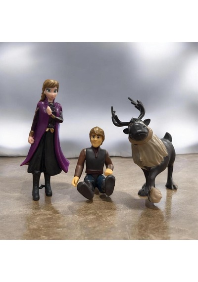 9 Parça Frozen 2 Figürlü Büyük Ve Küçük Figürlü Eklemi Hareketli Karakterli Oyuncak Figür Seti