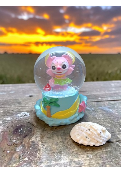 -9cm-6cm Işıklı Pembe Renk Stitch Kar Küre 9x6