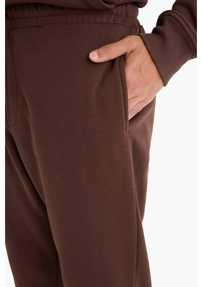 Defacto Regular Fit Beli Bağcıklı Cepli Paçası Lastikli Şardonlu Basic Düz Jogger Eşofman Altı E6326ax25aubn539 Kahve-bn539 Defacto Regular Fit Beli Bağcıklı Cepli Paçası Lastikli Şardonlu Basic Düz Jogger Eşofman Altı E6326ax25aubn539 Kahve-bn539