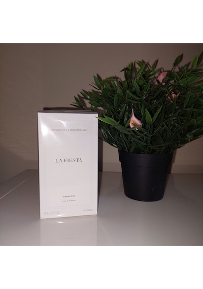 La Fiesta Edt 100 Ml Kadın Parfümü Çiçeksi