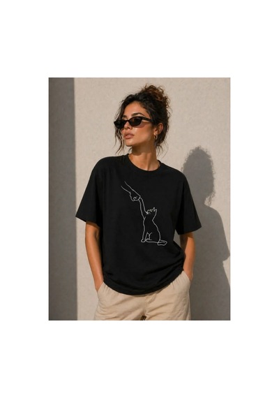 Butik İstanbul Minimal Kedi Çizim Baskılı Tişört Kısa Kol Yazlık T-shirt - Siyah