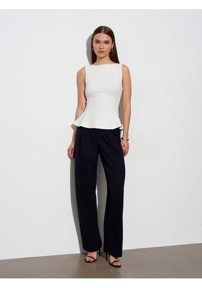 Dilvin 21001 Kayık Yaka Peplum Top-ekru