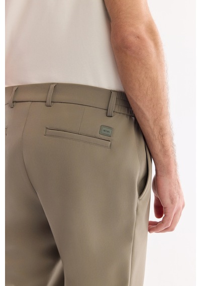 Avva Erkek Haki Yanı Lastikli Kırışmaz Teknik Kumaş Slim Fit Chino Pantolon A61y3077