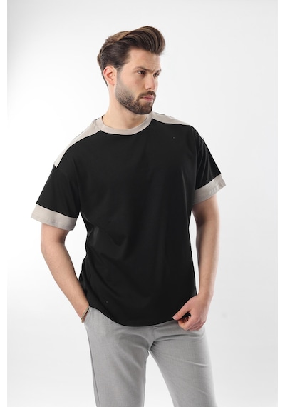 Madmext Siyah Omzu Şerit Detaylı Erkek T-shirt E7125 Siyah