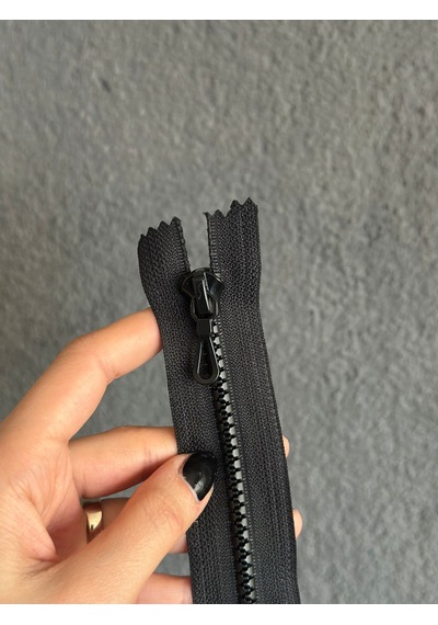 Siyah Dişli Fermjuar 19x3 Cm