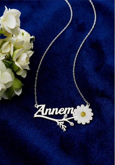 925 Ayar Gümüş Annem Yazılı Papatya Kadın Kolye