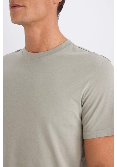 DeFacto %100 Pamuk New Regular Fit Bisiklet Yaka Basic Düz Kısa Kollu Tişört V7699AZ25SPGR321 DeFacto %100 Pamuk New Regular Fit Bisiklet Yaka Basic Düz Kısa Kollu Tişört V7699AZ25SPGR321