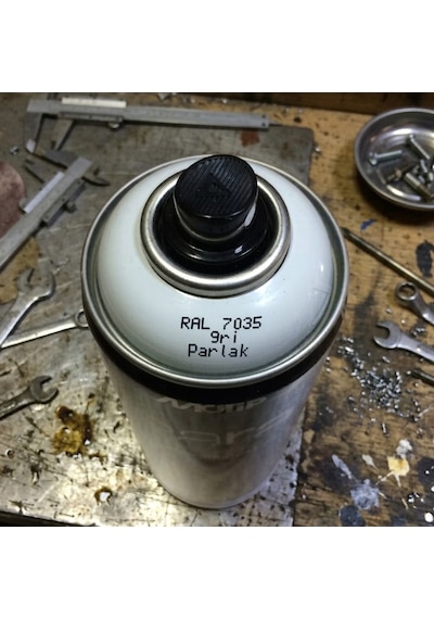 Motip Carat Ral 7035 Sprey Boya 400ml - Parlak Gri Çok Renkli