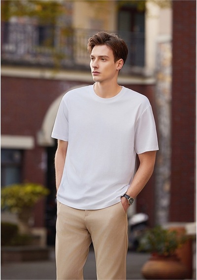 New Performance Premium Basic T-shirt %61,7 Pamuk %34,7 Polyester %3,6 Dut İpeği Beyaz