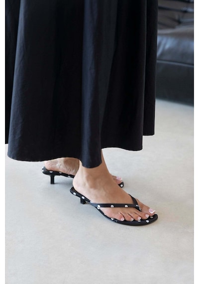 Wolk Shoes Ruiz Kadın Topuklu Parmak Arası Saten Sandalet Siyah Puantie