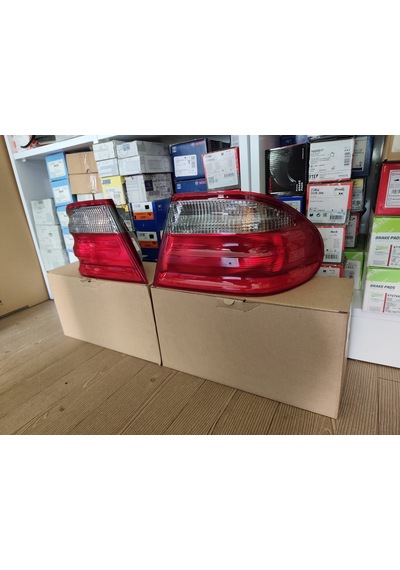 Mercedes W210 Dış Stop Takımı Ulo Elg A2108203464 A2108203364 Dış Stop Takımı