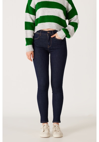 Wrangler High Rise Skinny Fit Dar Kesim Yüksek Bel Çok Dar Paça Lacivert Kadın Esnek Jean Denim Kot Pantolon W27H01736 Koyu Lacivert Wrangler High Rise Skinny Fit Dar Kesim Yüksek Bel Çok Dar Paça Lacivert Kadın Esnek Jean Denim Kot Pantolon W27H01736 Koyu Lacivert