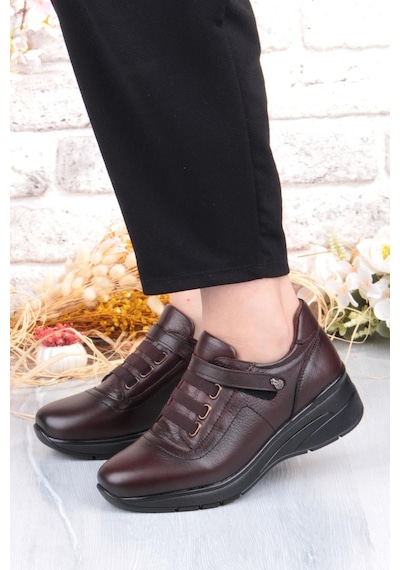 Pepita Z010 Comfort Yumuşak Esnek Kauçuk Kaymaz Taban Hakiki Deri Kadın Ayakkabı Kahve Pepita Z010 Comfort Yumuşak Esnek Kauçuk Kaymaz Taban Hakiki Deri Kadın Ayakkabı Kahve