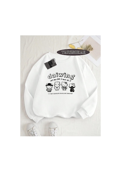 Tarzsokak Biskilet Yaka Sweatshirt Beyaz Sanrio Hello Kitty Özel Tasarım Tarzsokak Biskilet Yaka Sweatshirt Beyaz Sanrio Hello Kitty Özel Tasarım