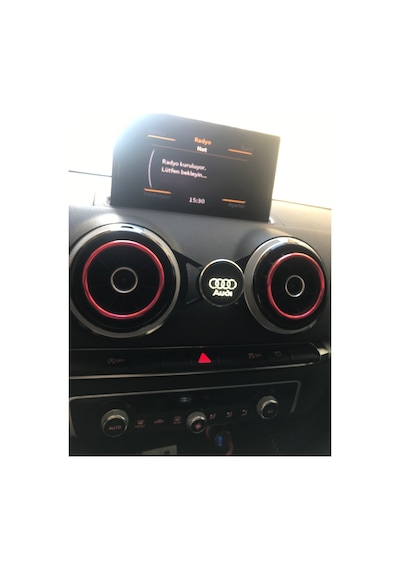Audi A3 8v Uyumlu 2013-2020 Halka Mıknatıslı Telefon Tutucu