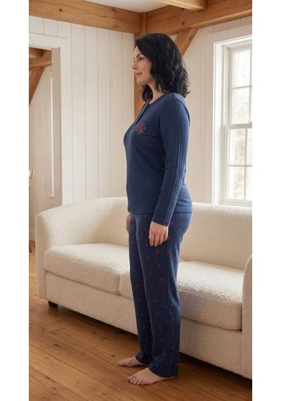 Eyfuze Kadın Kışlık Büyük Beden Desenli Yakası Düğmeli Uzun Kollu Pijama Takımı Lacivert - Kırmızı