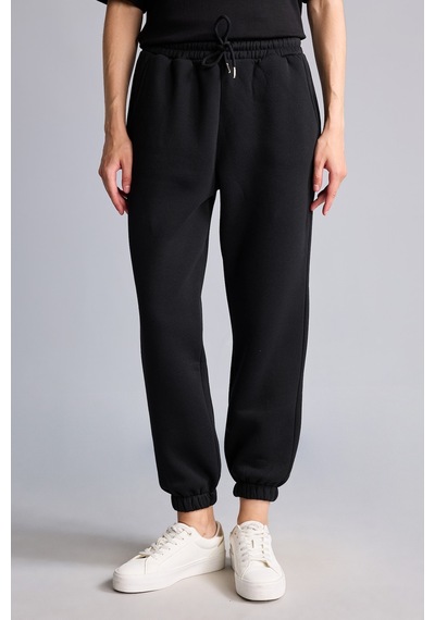 Defacto Jogger Fıt Basıc Düz Kalın Sweatshirt Kumaşı Pantolon W1505az26wnbk81 Siyah-bk81