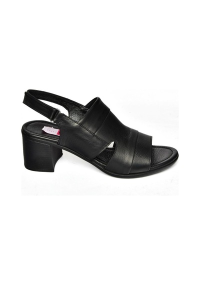 Fox Shoes P555452303 Siyah Hakiki Deri Kalın Topuklu Kadın Sandalet Siyah