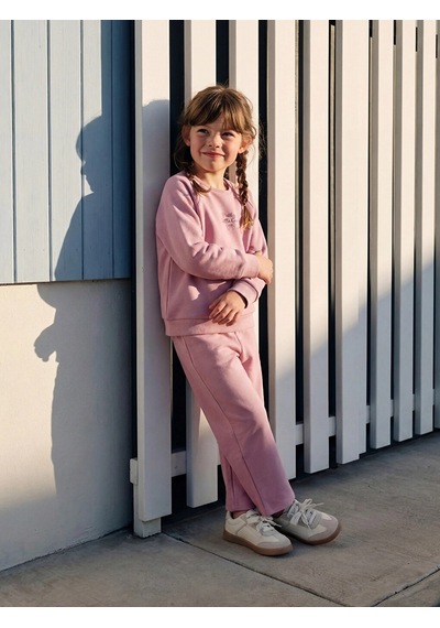 LC Waikiki Lcw Kids Lila Baskılı Kız Çocuk Soft Touch Sweatshirt Ve Pantolon Dull Lılac LC Waikiki Lcw Kids Lila Baskılı Kız Çocuk Soft Touch Sweatshirt Ve Pantolon Dull Lılac