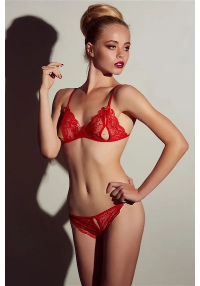Kırmızı Dantelli Fantazi Sütyen Ve G-string Takım Tm2048 Beden: M Çok Renkli