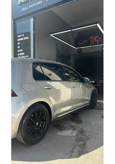 Volkswagen Golf 7-7,5 2013 - 2020 Arası Uyumlu R Ve Gti Marşpiyel