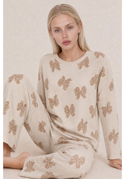 Kadın Desenli Uzun Kollu Krem Pijama Takımı 4762