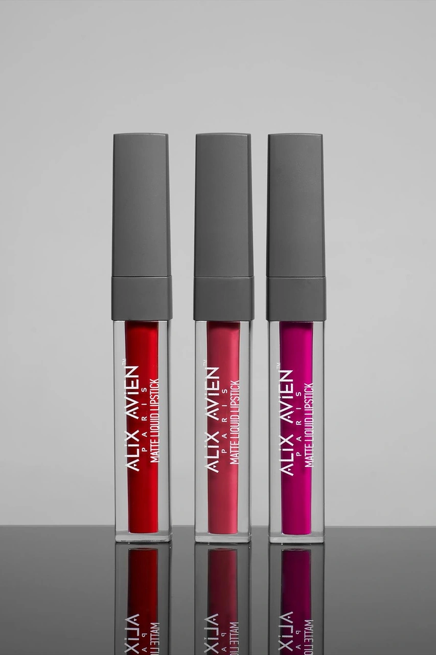 Alix Avien Uzun Süre Kalıcı Kadifemsi Kuruma Yapmayan Mat Likit Ruj Matte Liquid Lipstick 520 Red Carpet