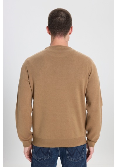 Wrangler Regular Fit Normal Kesim Bisiklet Yaka Bej Triko Kazak W242724614 Bej