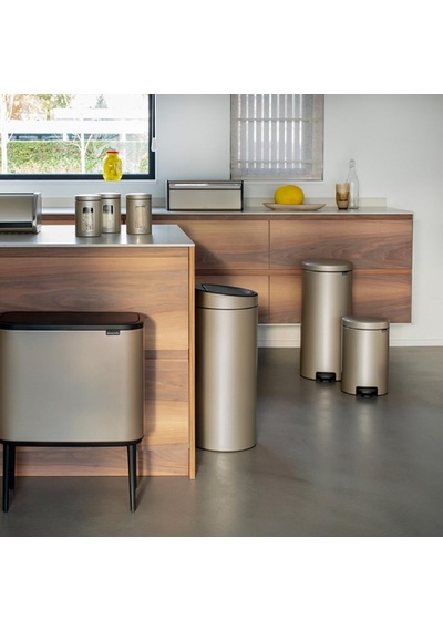 Brabantia Çöp Kutusu 30 Litre Newicon Pedallı Şampanya Rengi 3044
