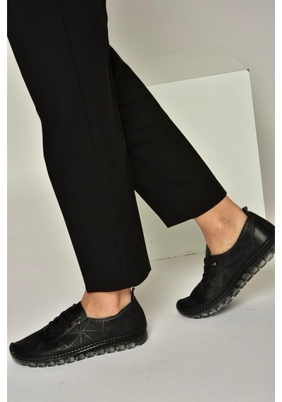Fox Shoes Y555024103 Siyah Hakiki Deri Comfort Ortopedik Taban Kadın Ayakkabı Siyah